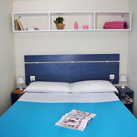 Happy Camp Mobile Homes In Camping Villaggio Internazionale San Menaio Εξωτερικό φωτογραφία