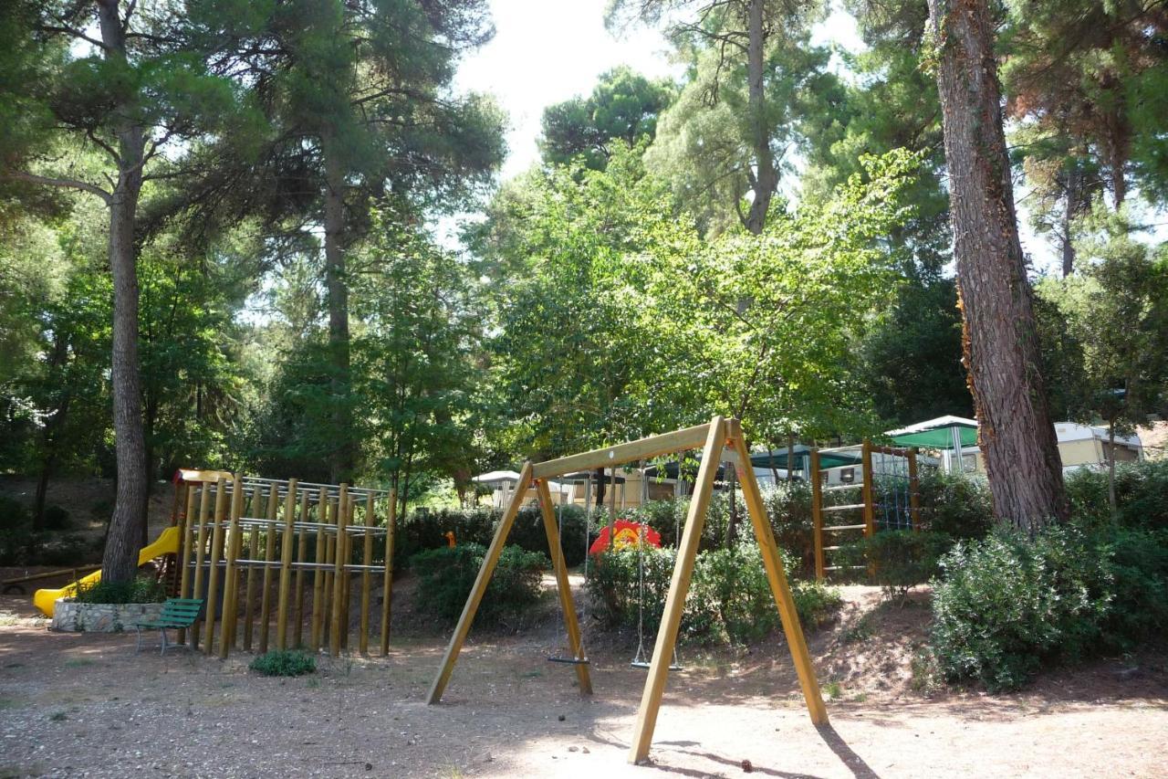 Happy Camp Mobile Homes In Camping Villaggio Internazionale San Menaio Εξωτερικό φωτογραφία